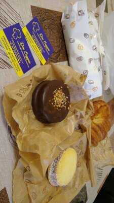 Don Eugenio Cafetería Pastelería Artesanal Argentina