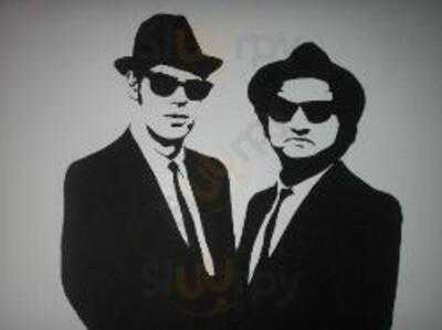 Belushi's Bar And Grill