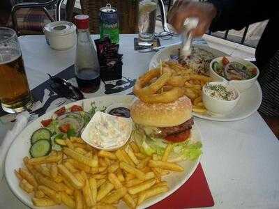 Belushi's Bar And Grill