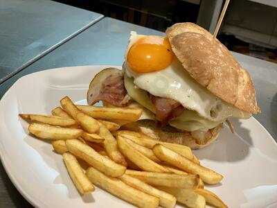 Hamburgueseria Los Faroles