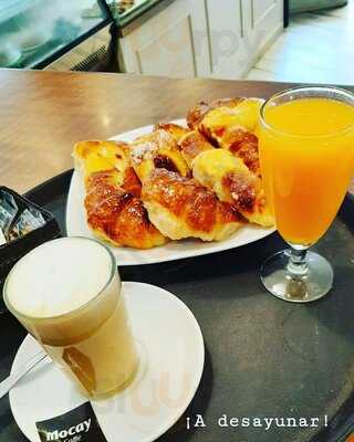 La Feliz Pan & Café