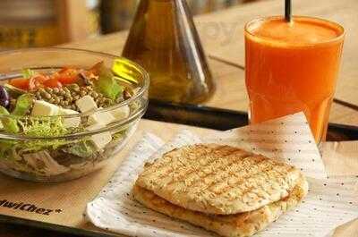 Sandwichez Via Augusta