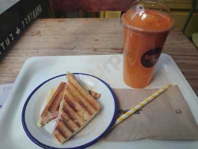 Sandwichez Via Augusta