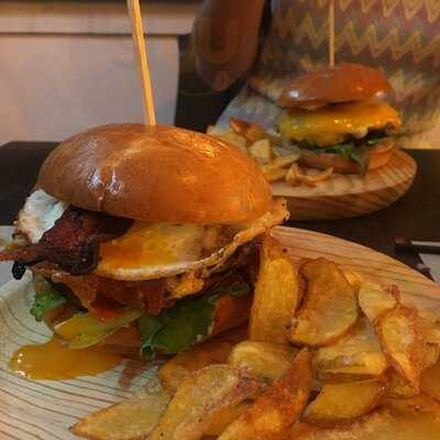Moica Burger