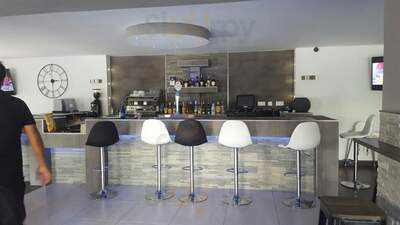 Mayfair Bar