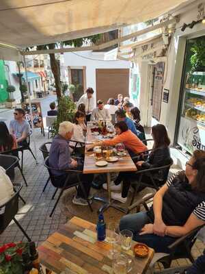 Santé Boutique Restaurant