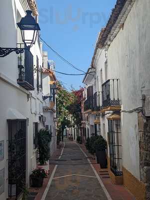 Santé Boutique Restaurant