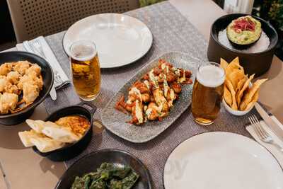 Olentia Restaurant & Cocktail Bar