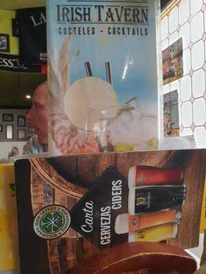 Mulligans Irish Tavern