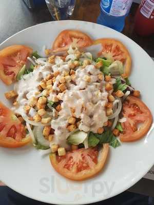 Mulligans Irish Tavern