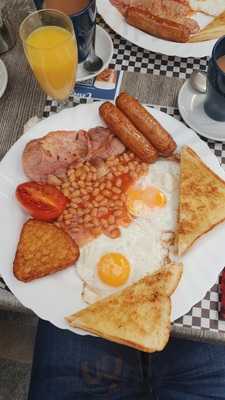 Mulligans Irish Tavern