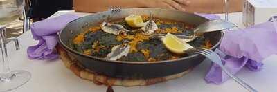 Tona Chiringuito Beach Bar & Restaurant