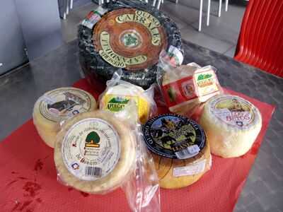 La Galería De Asturias, Sidrería Y Restaurante