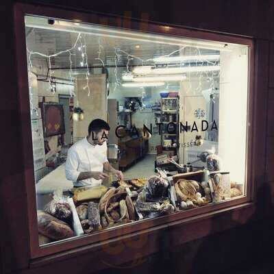 La Cantonada. Panadería & Pastelería