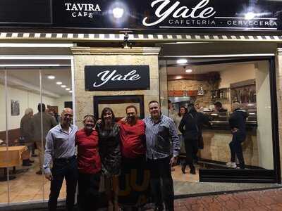 Cafeteria Cerveceria Yale