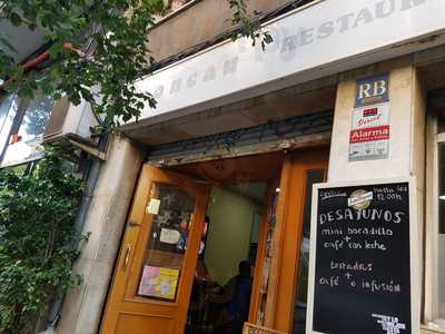 Moncau Restaurant Bar