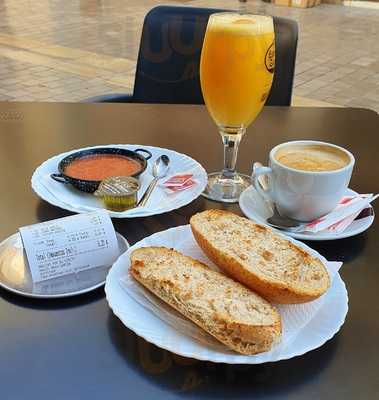 Cafeteria Taperia Fajardo