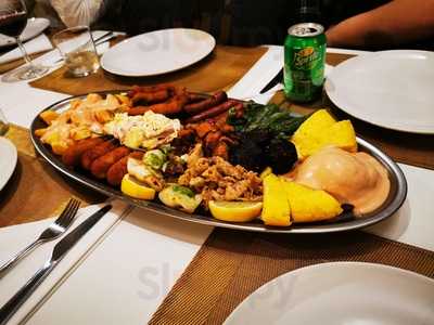 Golden Tapas & Restaurant