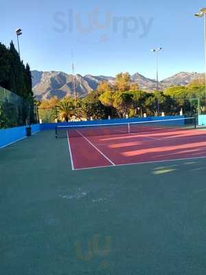 Bar Restaurante Polideportivo Paco Cantos