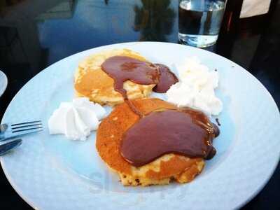 Ice Cream Café - Photo 8