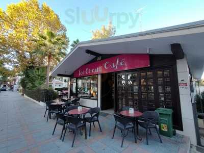 Ice Cream Café