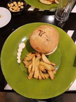 Tr3s Bar Restaurante