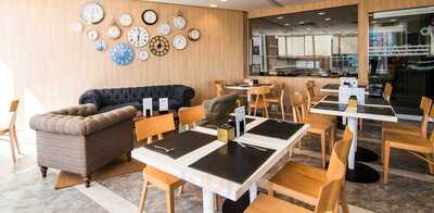 La Sastrería Del Mar