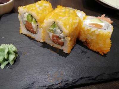 Oia Sushi