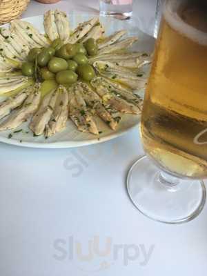 Tapería Los Hermanos