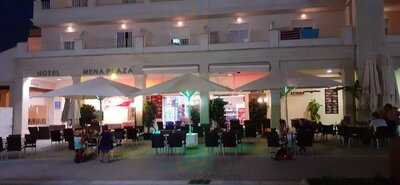 Hotel Mena Plaza