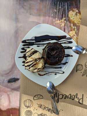 Gustav Klimt Café Elche