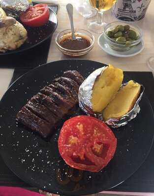 Asador El Callejón - Photo 8