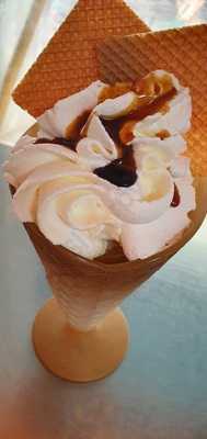 Cafetería/heladería La Luna