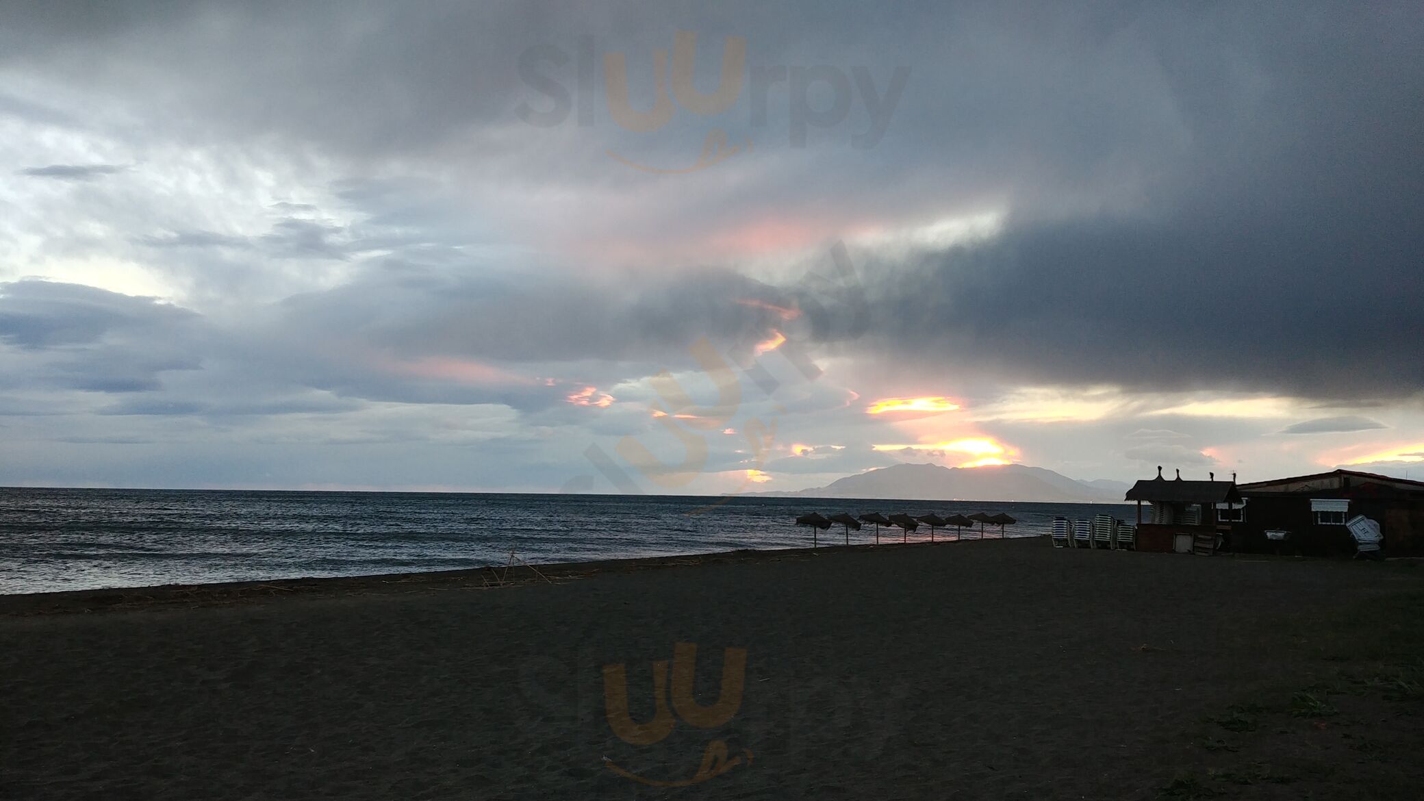 La Bodeguita Del Mar