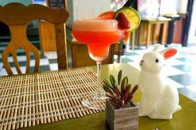 Salad Restaurant Hare