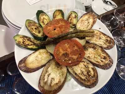 Grill La Parrilla De Carmen