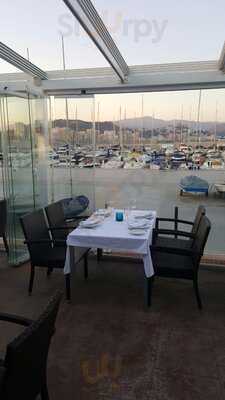 La Marina Lounge