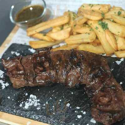 La Sierra Pizzas & Empanadas