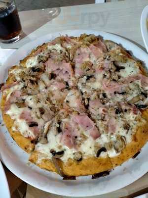 La Sierra Pizzas & Empanadas