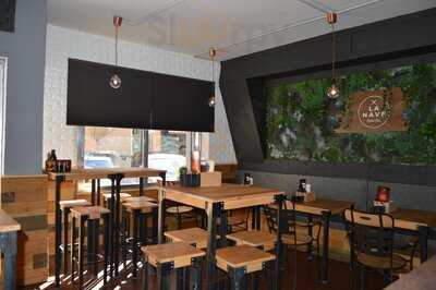 La Nave Gastro Bar