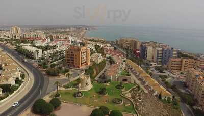 Salones Costa Bahia Sl.