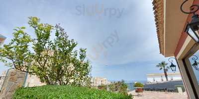 Salones Costa Bahia Sl.