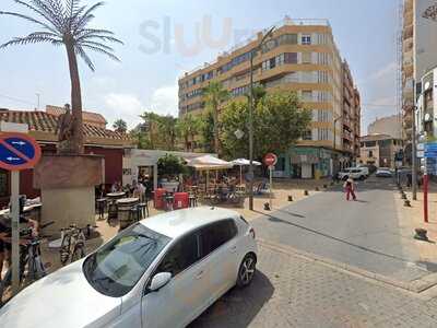 Sunshine Bar & Restaurant