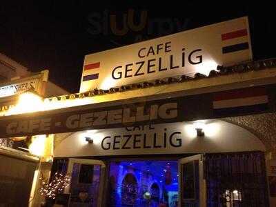 Cafe Gezellig