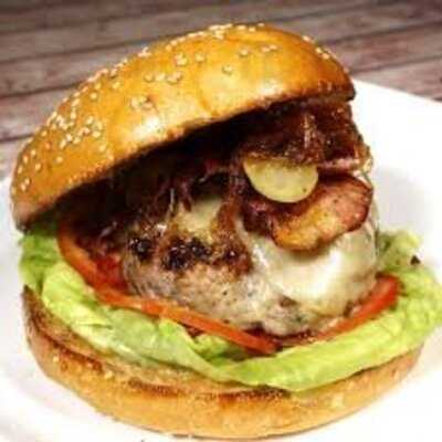 La Retama Cerveceria Restaurant & Bistro