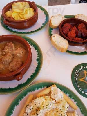 El Andaluz Bar & Tapas