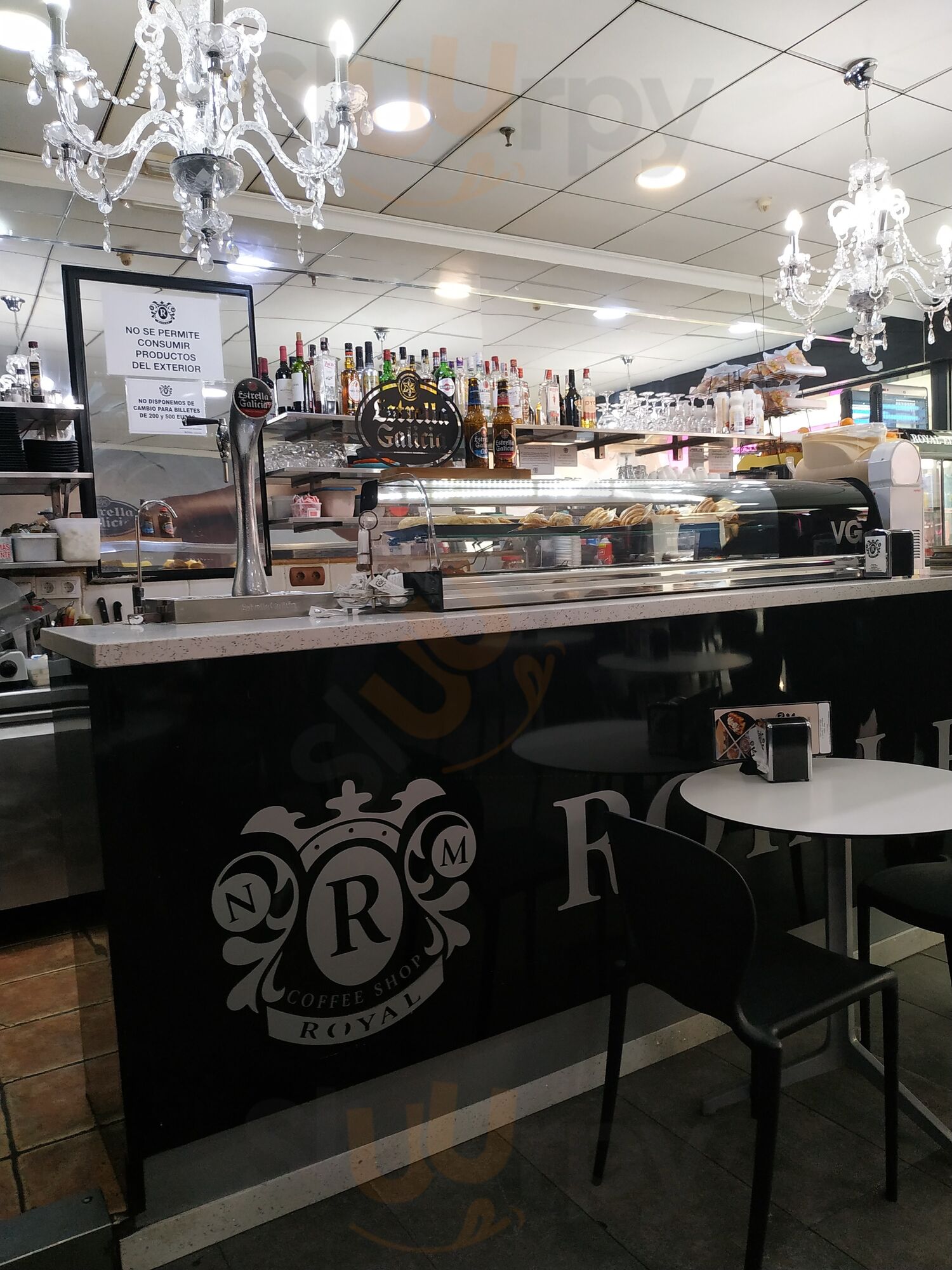 Royal Elche Coffee Shop