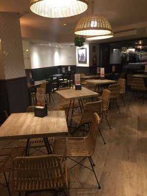 Taberna Del Volapié Tuset