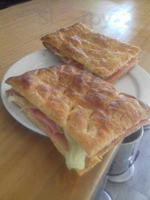 La Gustosa Beach. Rosa De Los Vientos