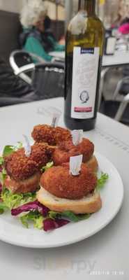 El Teu Moment Cafeteria & Vermuteria